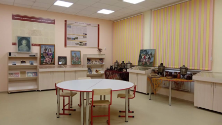 Вариант оформления музея школы
